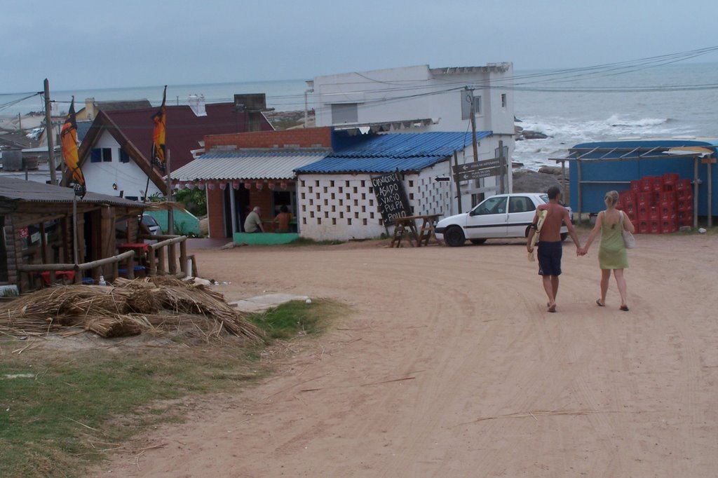 Punta del Diablo Uruguay by nubetren