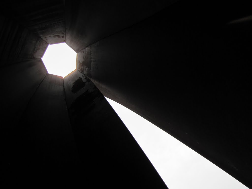 Inside the Vortex Art installation looking up - Forth Worth Modern Art Museum by WOLFGANG DEMINO