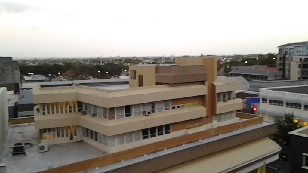 Claremont Rooftops by @seaef