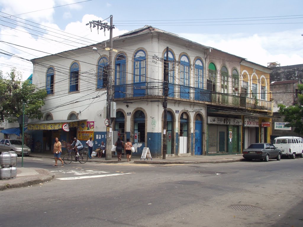 Casarões de esquina by RaulFelix