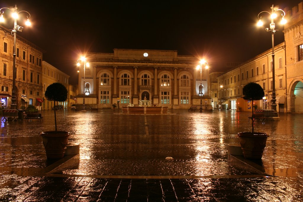 Pesaro di notte by ivic