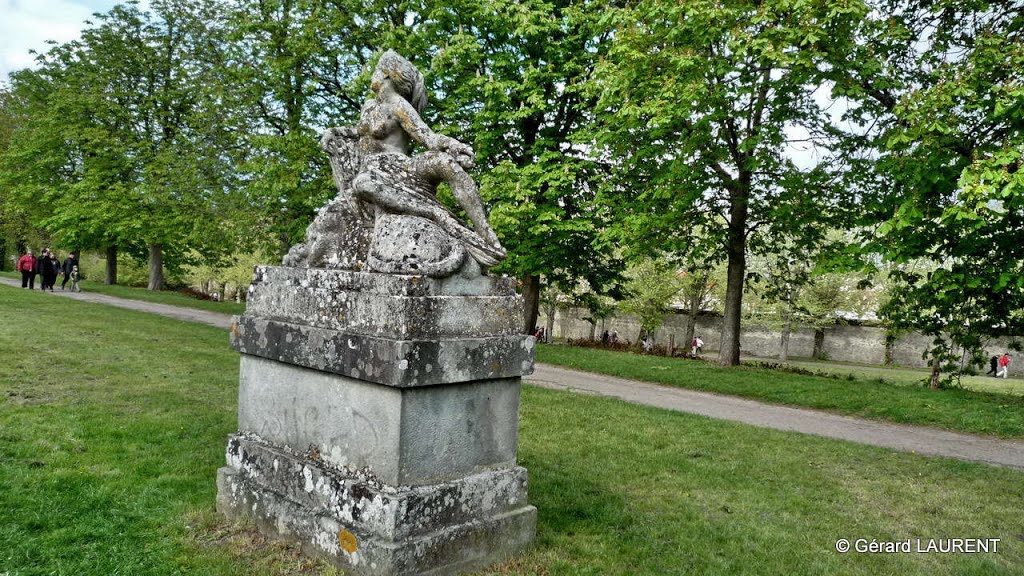 Fontainebleau - Arrivée dans le parc by astrorail