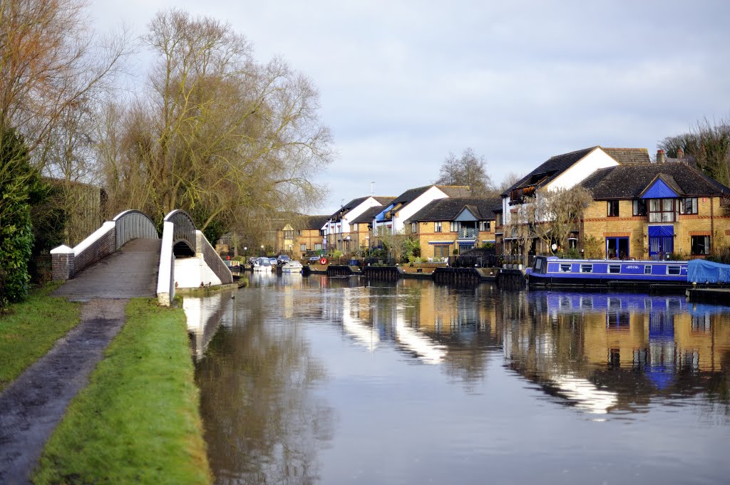 The water is actually flowing very fast towards us in this shot of the canal by Nick Weall