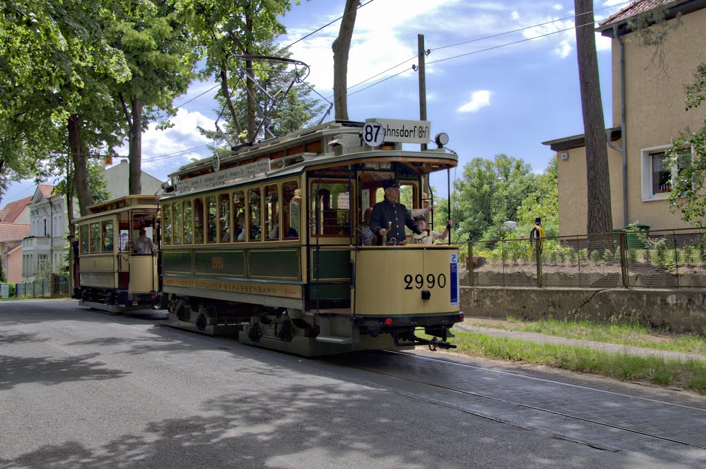 Maximum Triebwagen nahe der Woltersdorfer Schleuse by Rainer.Patzig