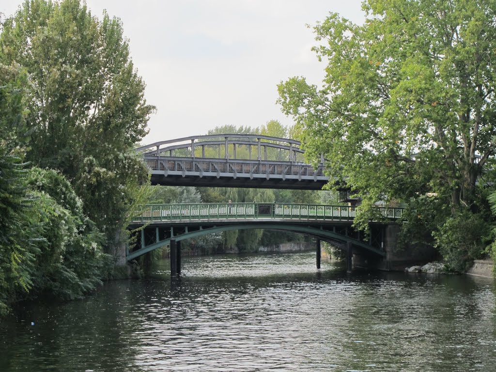 Ponts sobre els canals de Berlín by Kaiser