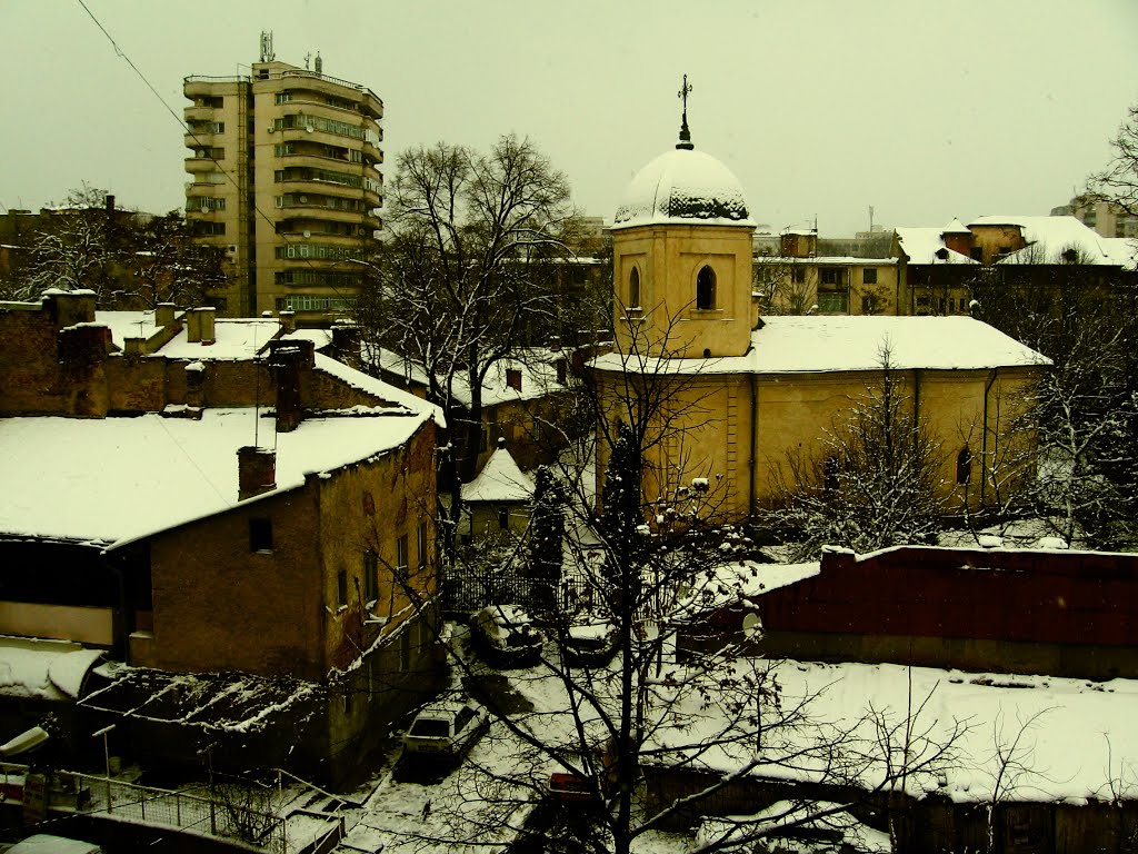 Iasi. Waiting for Christmas by other1_f