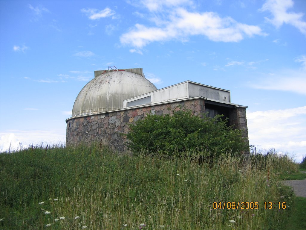 Observatorium Brorfelde by Roy Hengst