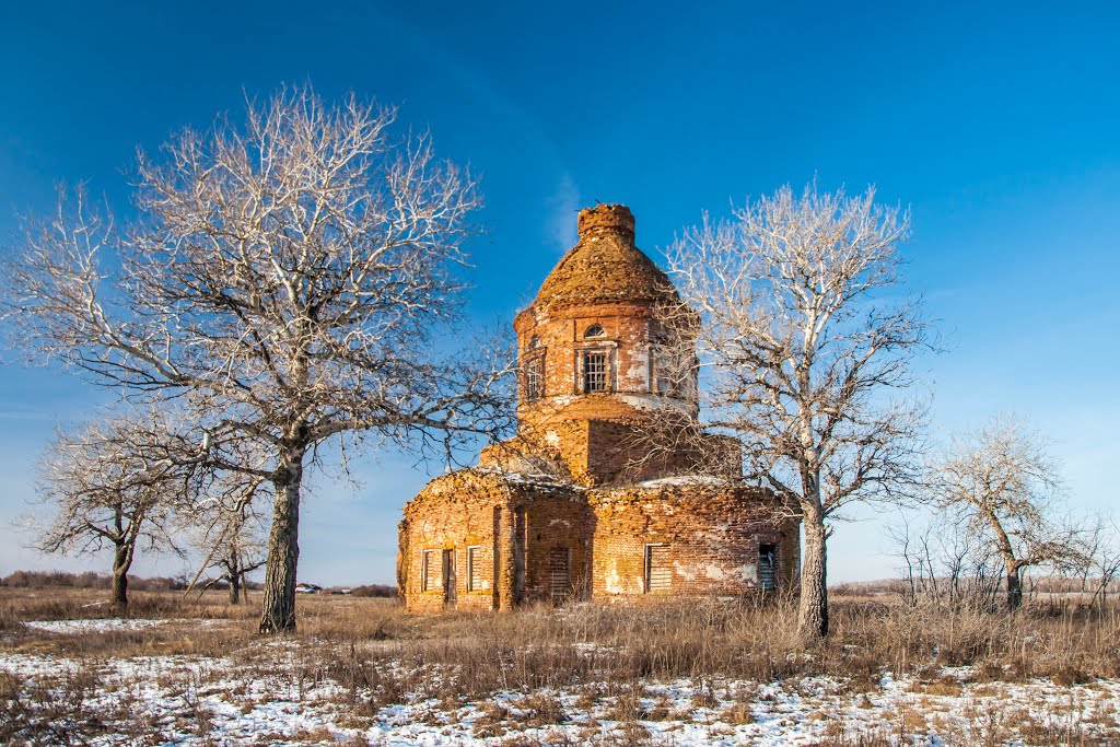 Покровская церковь. д.Посевкино by B_a_r_a_l_g_i_n