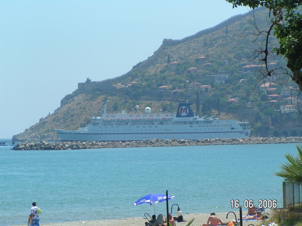 Alanya widok na port by bogusławG