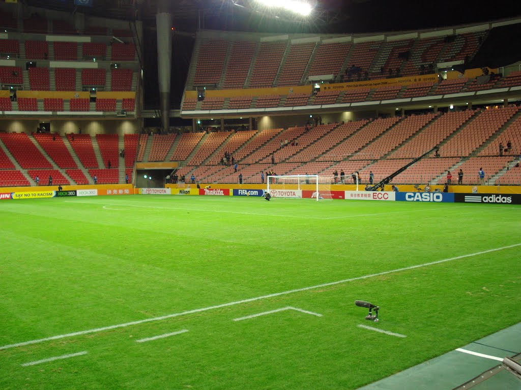 愛知県豊田市千石町7−2 (豊田スタジアム) -> TOYOTA STADIUM by Ciro Haruo Yukisada