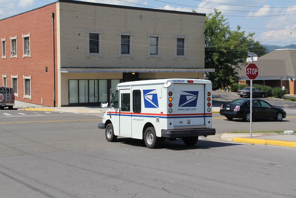 Postal Truck Taking a Left on Wenonah (Pearisburg VA) by John MacKinnon