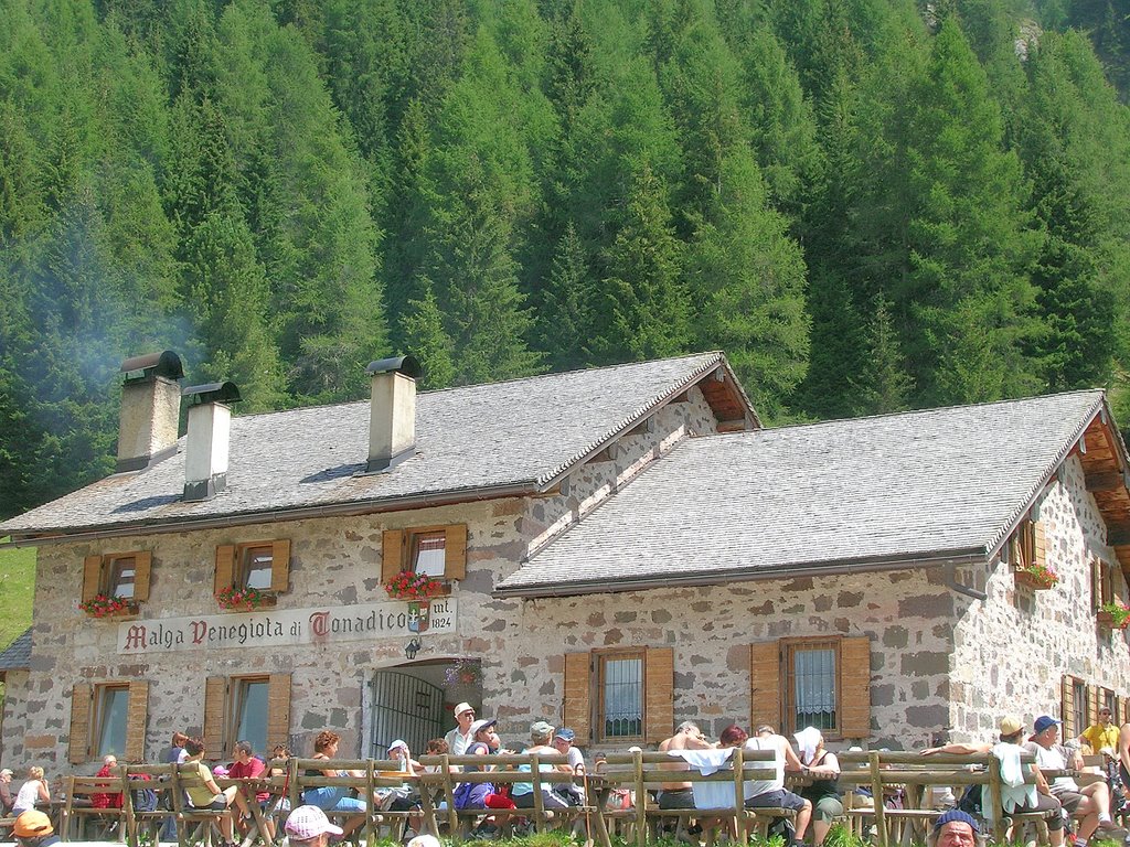 Montagna è..... relax nelle malghe e nei rifugi by Chocolat13