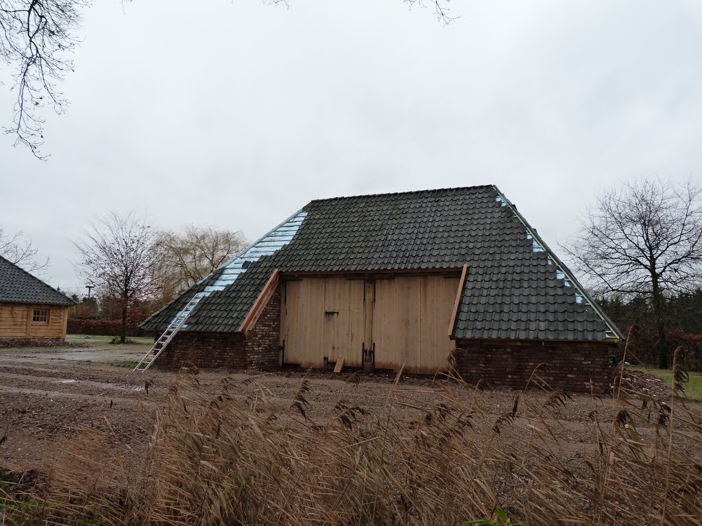 Bij Kasteel Asten by stevenvanValen+hannekeRolloos