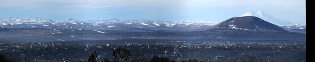 Россия, Ставропольский край, Пятигорск, вид на Кавказ by DIMGDV