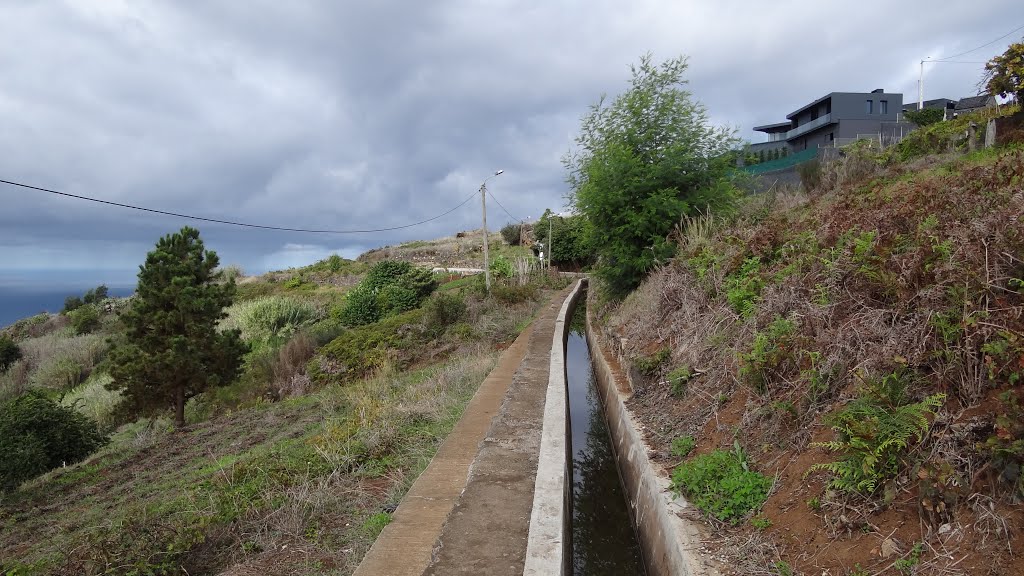 Levada Nova by Der -Wandergeselle