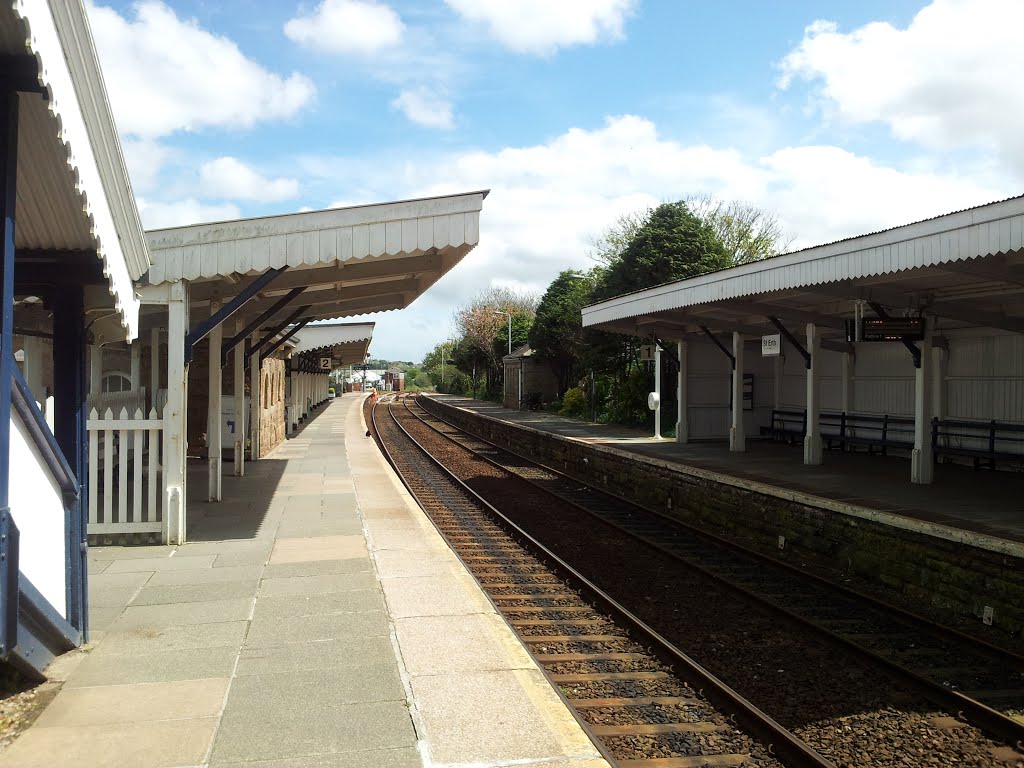 St Erth Railway Station by joydivision7780