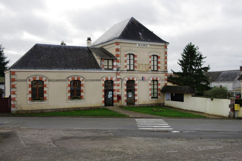 Mairie de Saint Mars de Locquenay by Jean-Paul Dominique BERTIN