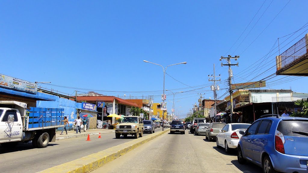 VENEZUELA Avda. Libertador, Tucacas by Talavan