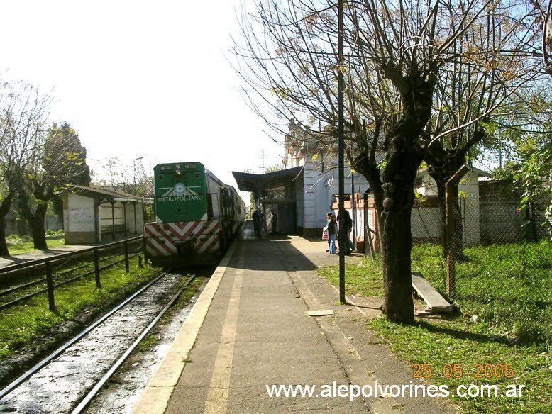 Estacion Villa Soldati CGBA (www.alepolvorines.com.ar) by alepolvorines