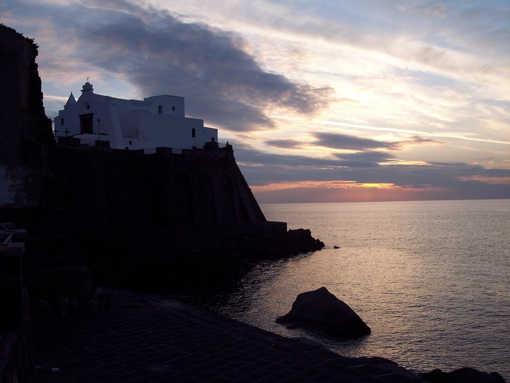 Tramonto a Forio d'Ischia by claraburrafato