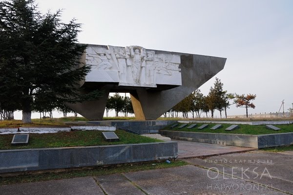 WW2 Memorial in Hacı Bolat (Uhlove) village by Oleksa Haiworonski