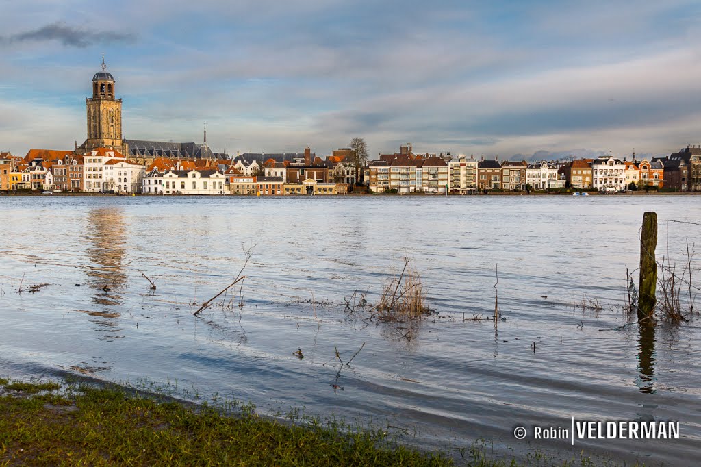 Hoogwater IJssel, Deventer from De Worp by Robin Velderman