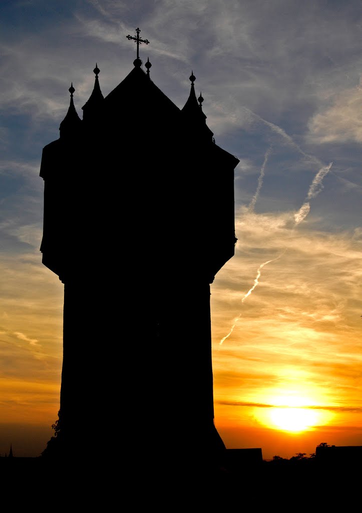 Der Heribertsturm im Sonnenuntergang by Hulti.de