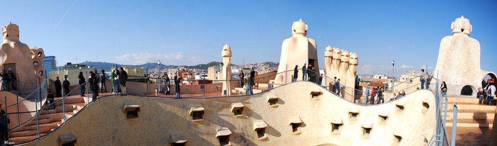 In the roof of La Pedrera 2 by Henrique Cepeda