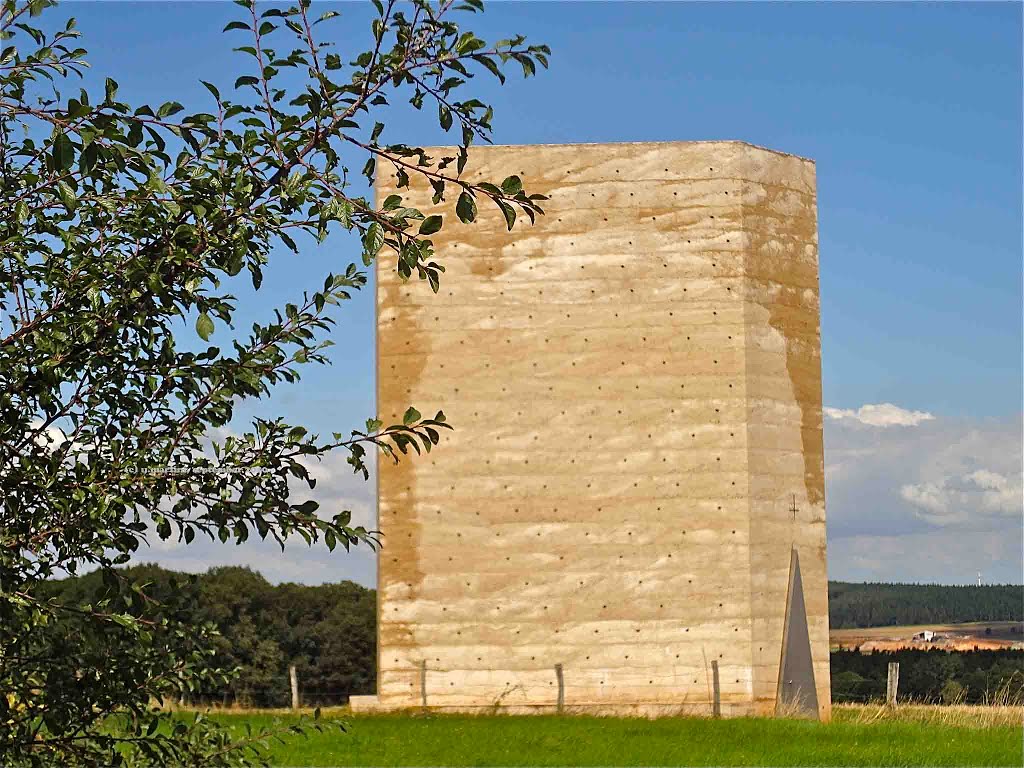 Bruder-Klaus-Kapelle- Wachendorf, 2010 by Ilzu