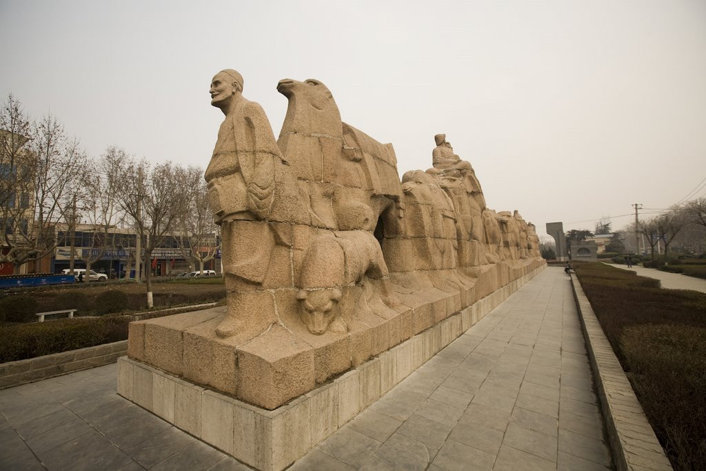 Silkroad Statue by The Longest Way