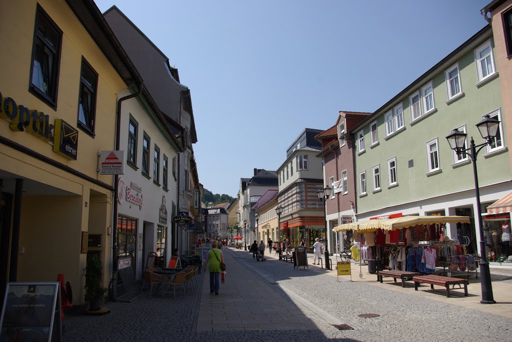 Stadtansicht in der "Friedrich-Hofmann-Str." (Fussgängerzone) - Ilmenau, n.W. by Herzi♥81