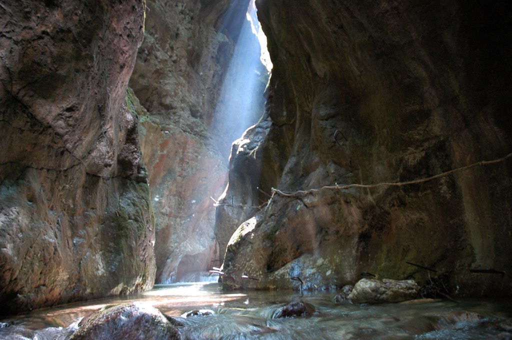 Ferrata stretta luina by Freddi Ivan