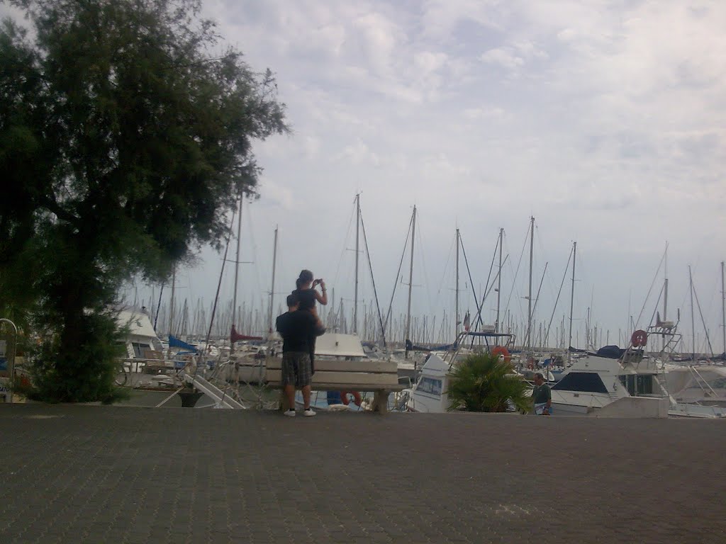 Bateaux port de plaisance a palavas les flots by Salomon BARZILAI & Jerome IBY