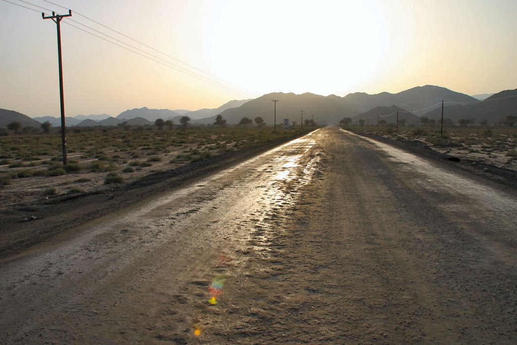 Way to the omani mountains by Andreas B. OTTE