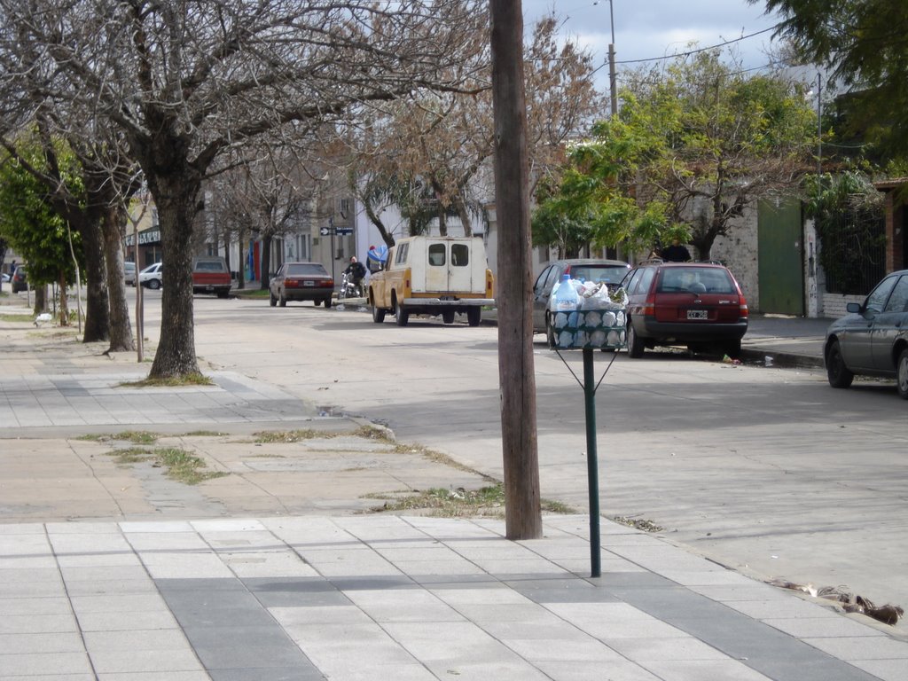 Calle Jujuy 3300 hacia el oeste en invierno by PabloSaFe