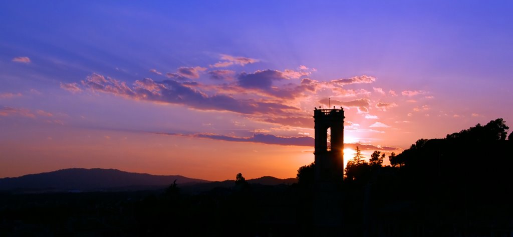 Posta de sol elèctrica a Collbató by meteocoll