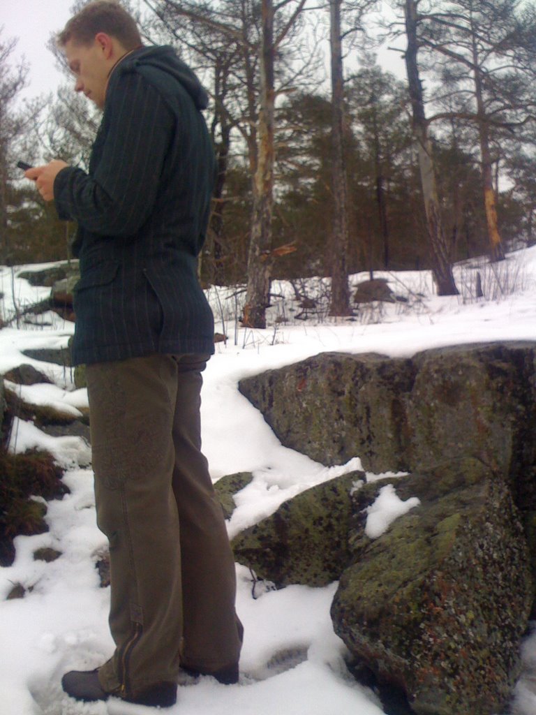 http://www.geocaching.com/seek/cache_details.aspx?guid=20a62c9f-68a3-4653-b7a0-b77fafbc6e19 by kurrre