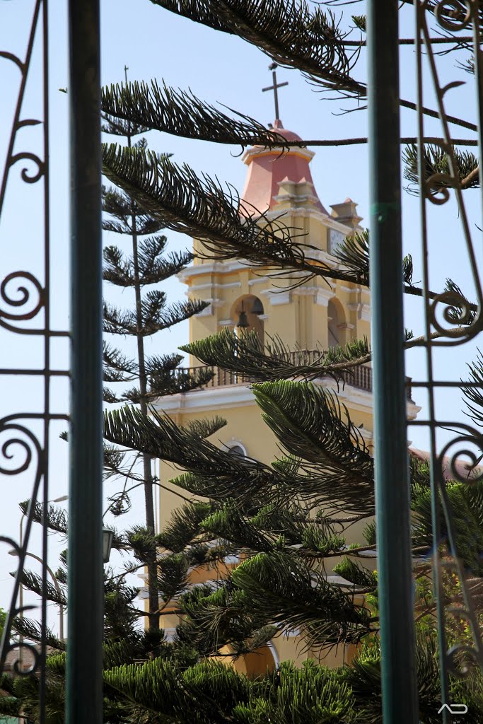 LA PUNTA (LIMA METROPILITANA - Región Callao - Perú): Iglesia Matriz by Andrés Díaz Bernal