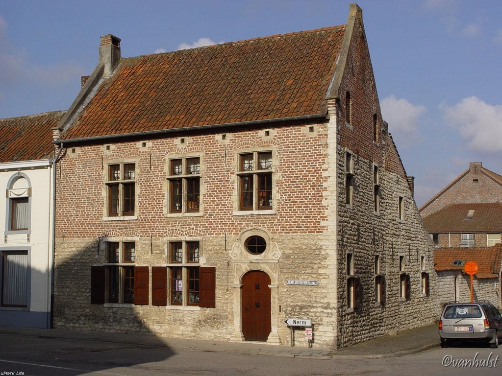 Hoegaarden, Mooie gerestaureerde woning by Vanhulst