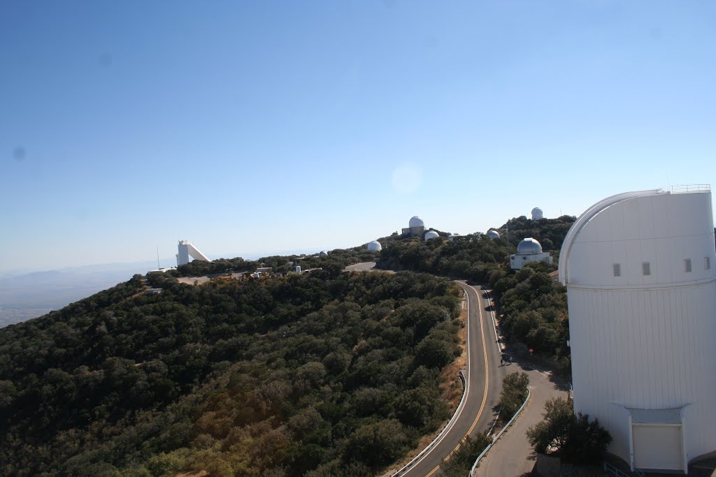 On top of Kitt Peak by azoffroad.net