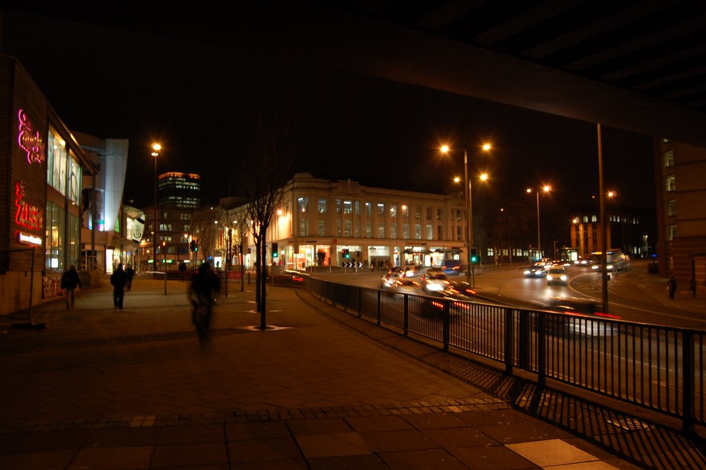 Newport Road, Cardiff at night by Jarvis84