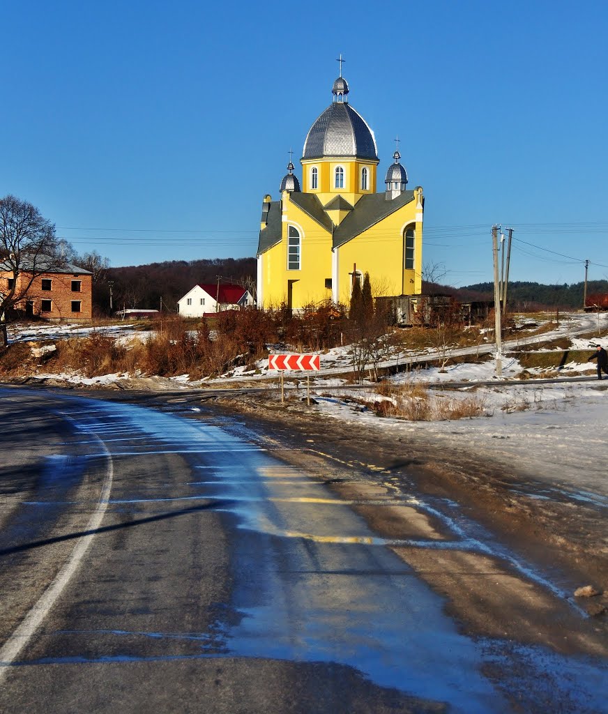 New church in Shpylchyna by Mykola Swarnyk