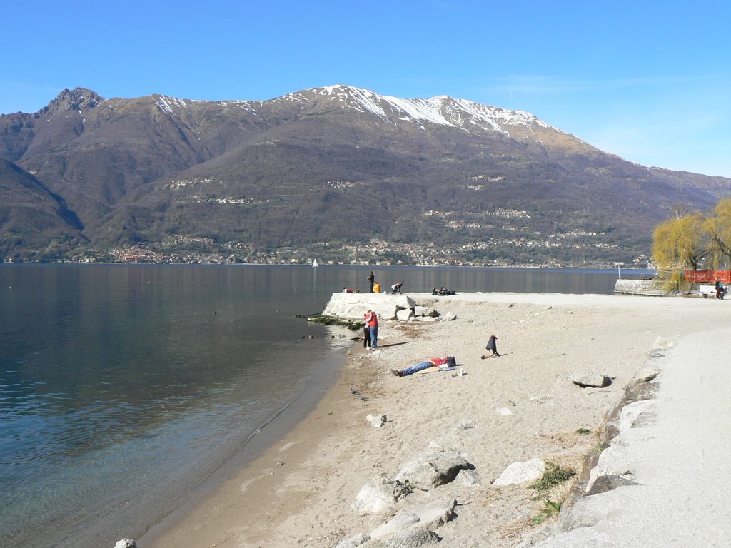 Bellano, lago di como by longboarder.68