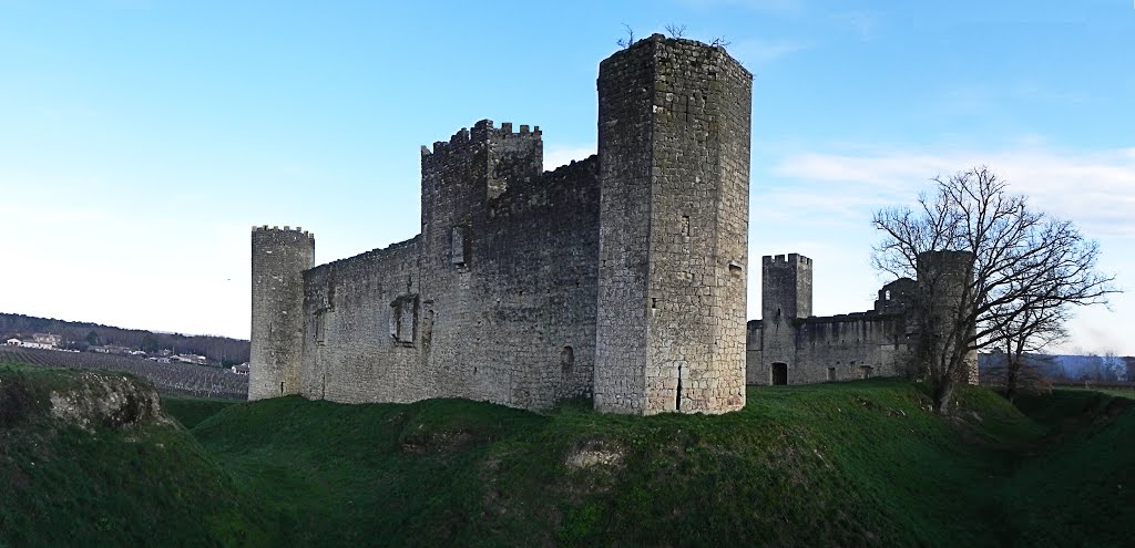 Chateau de budos by slashlinio