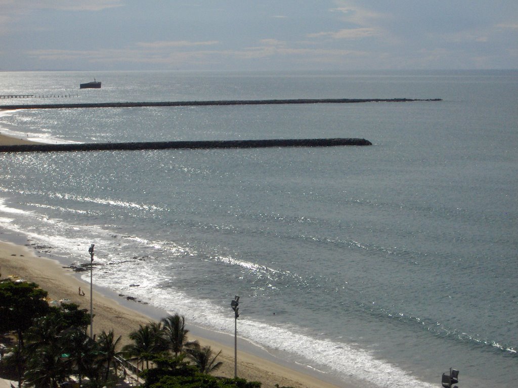 VISTA DA BEIRA MAR by LUCIO G. LOBO JÚNIOR