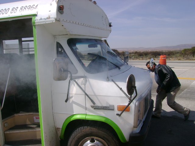 Camion fumando (CASETA ZACATECASs) by EESJ