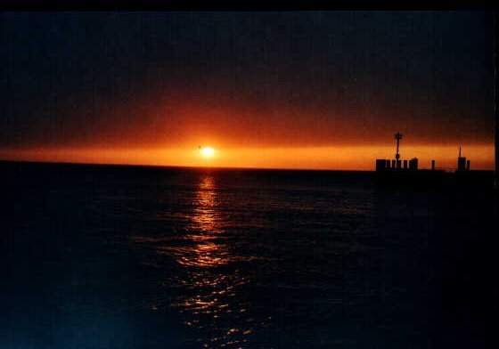 Insel Föhr, Sonnenaufgang am Hafen von Wyk by goterei