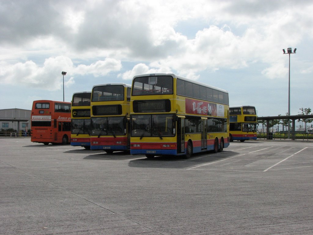 AsiaWorld EXPO Bus Terminals by Benson_Roma