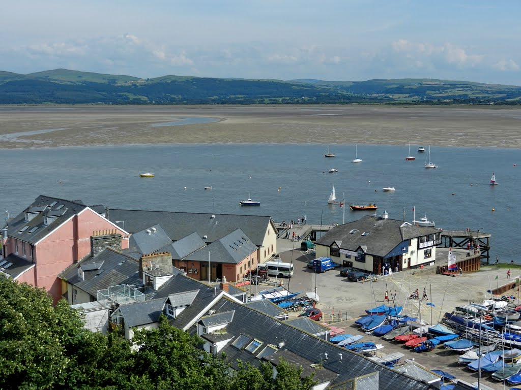 Aberdovey by Yanat