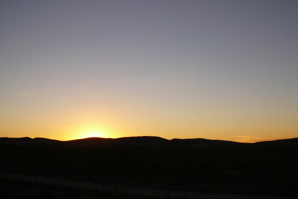 Atardecer en La Pampa by Fernando Serra